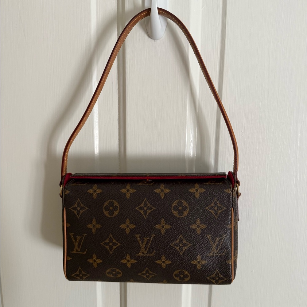 Louis Vuitton Classic Brown Monogram Shoulder Bag Vintage Authentic Recital Bag